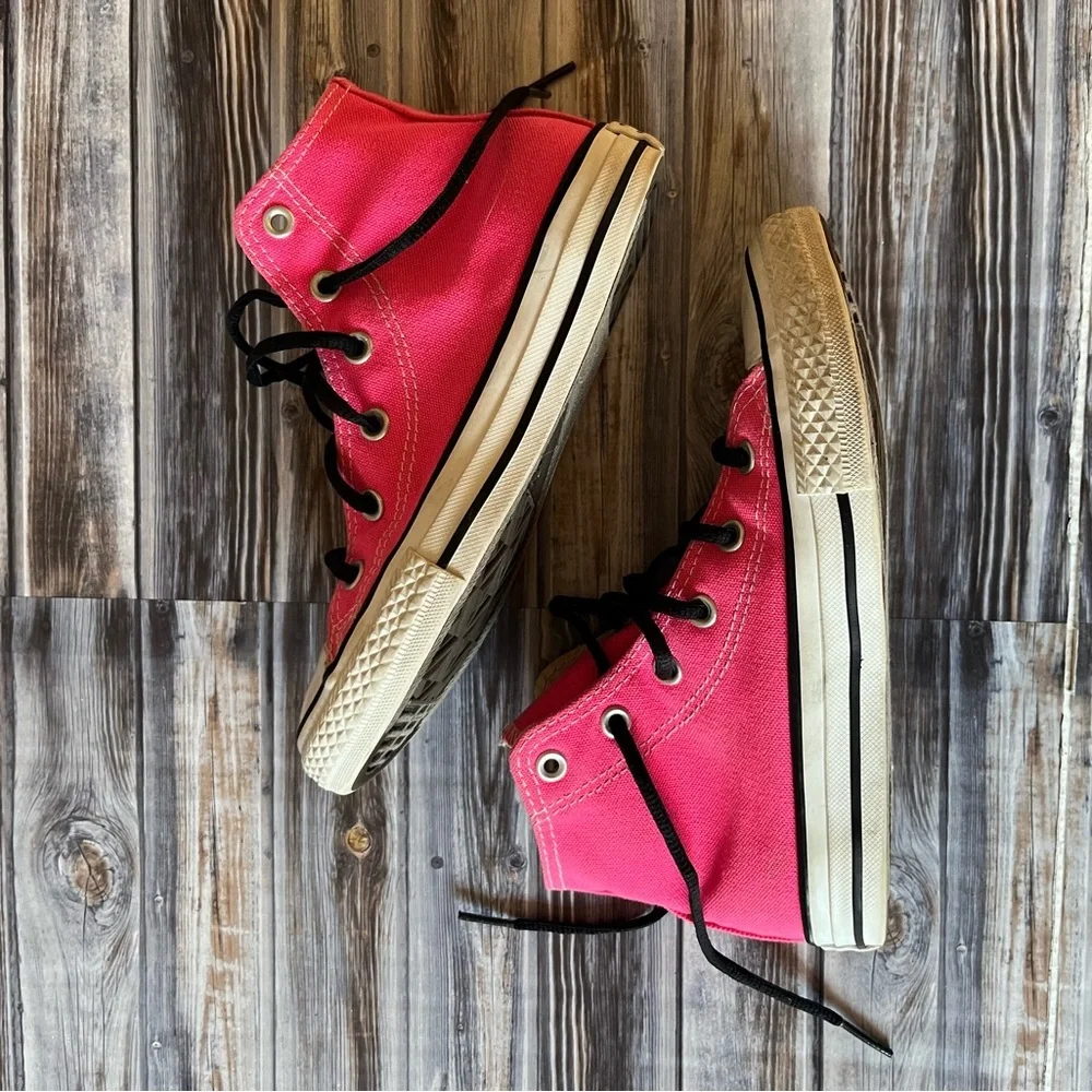 Converse Allstar kids pink high top sneakers